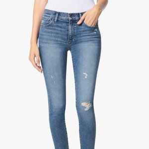 NWT Joes Jeans The Icon Distressed Skinny 23